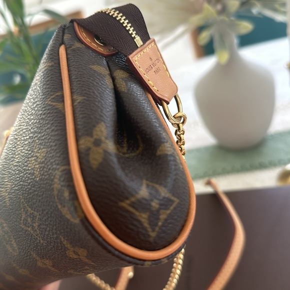 Eva clutch Louis Vuitton - Picture 6 of 13